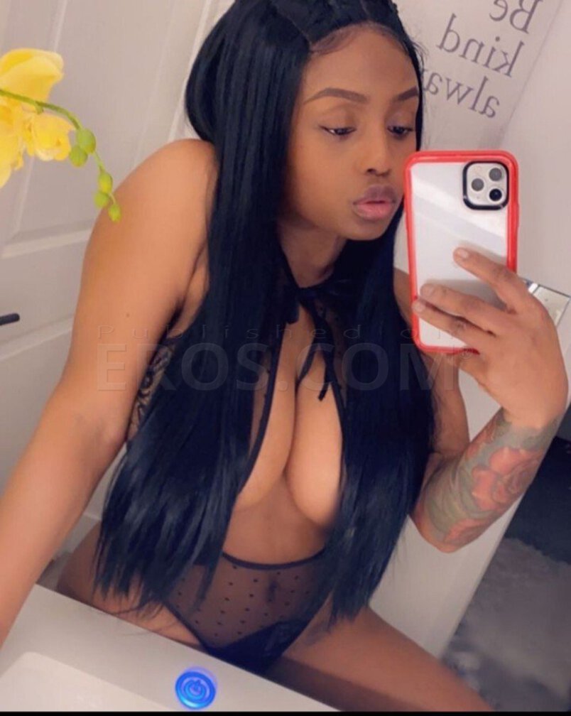 Adult SuperStar Jada Fire