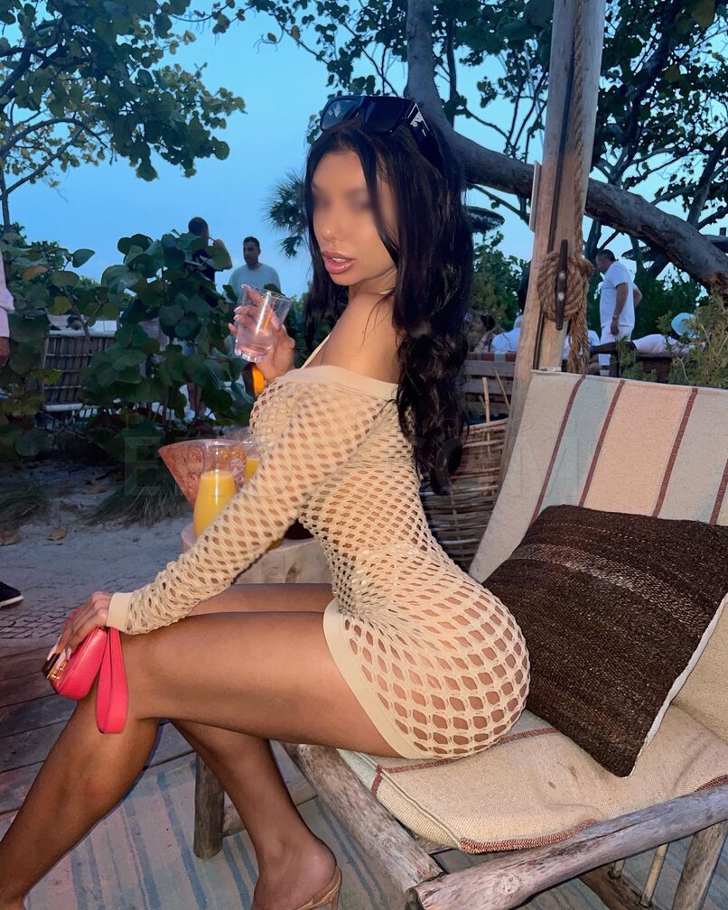 Brianna Lee