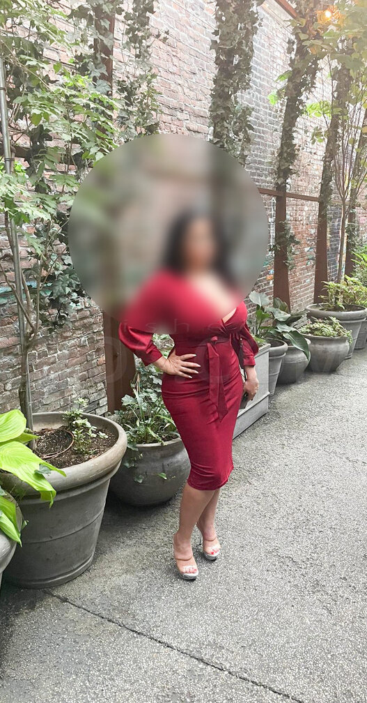 Latina Internet Sensation