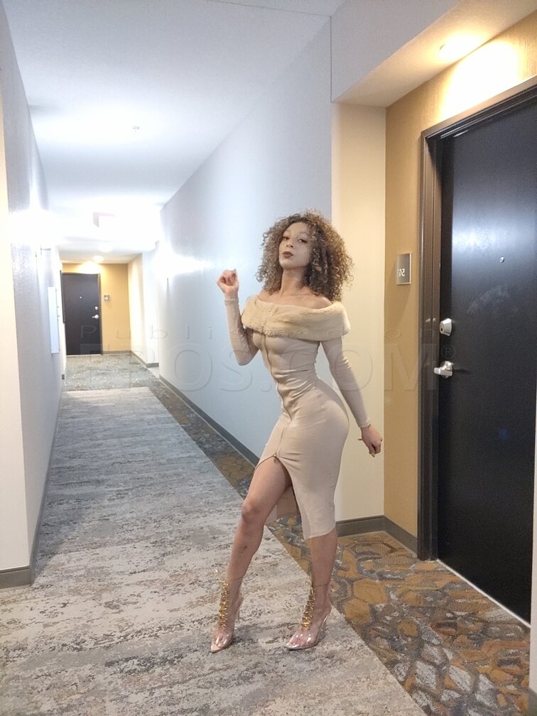 Bella