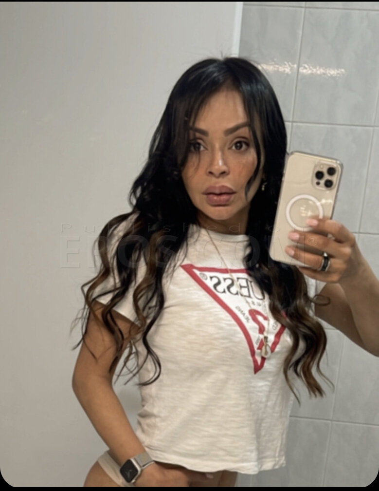 Sexy Valentina