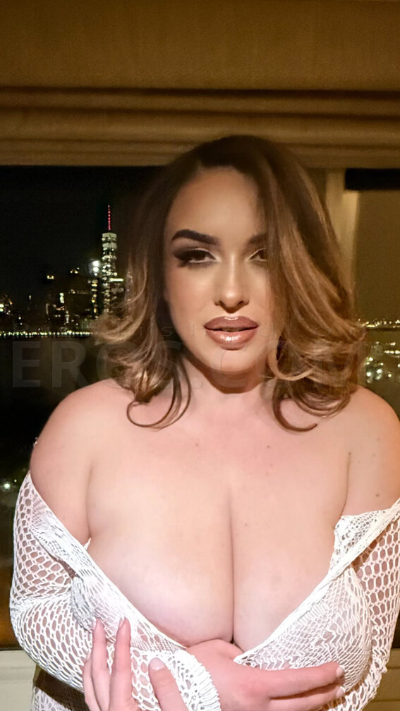 Santana Ayo porn star