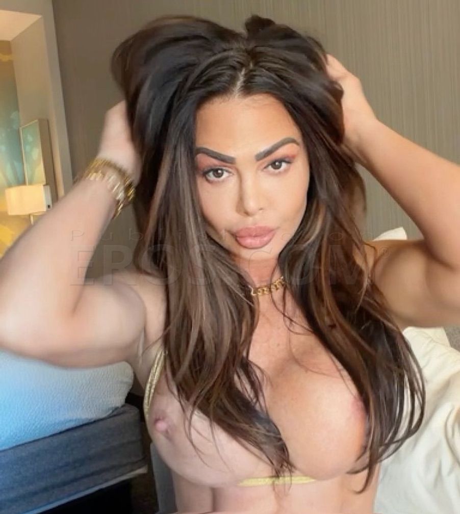 Porn Star Legend Nina Dolci